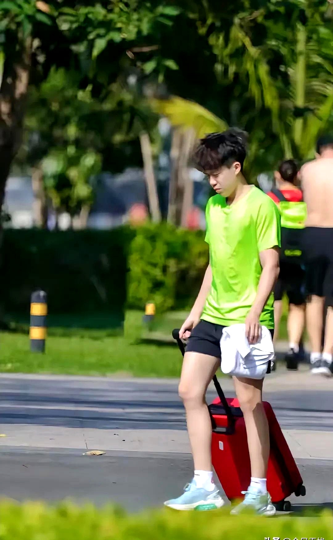  训练课后波特兰开拓者备战欧篮联，战术微调细节流出，态度坚定，训练强度显著提升