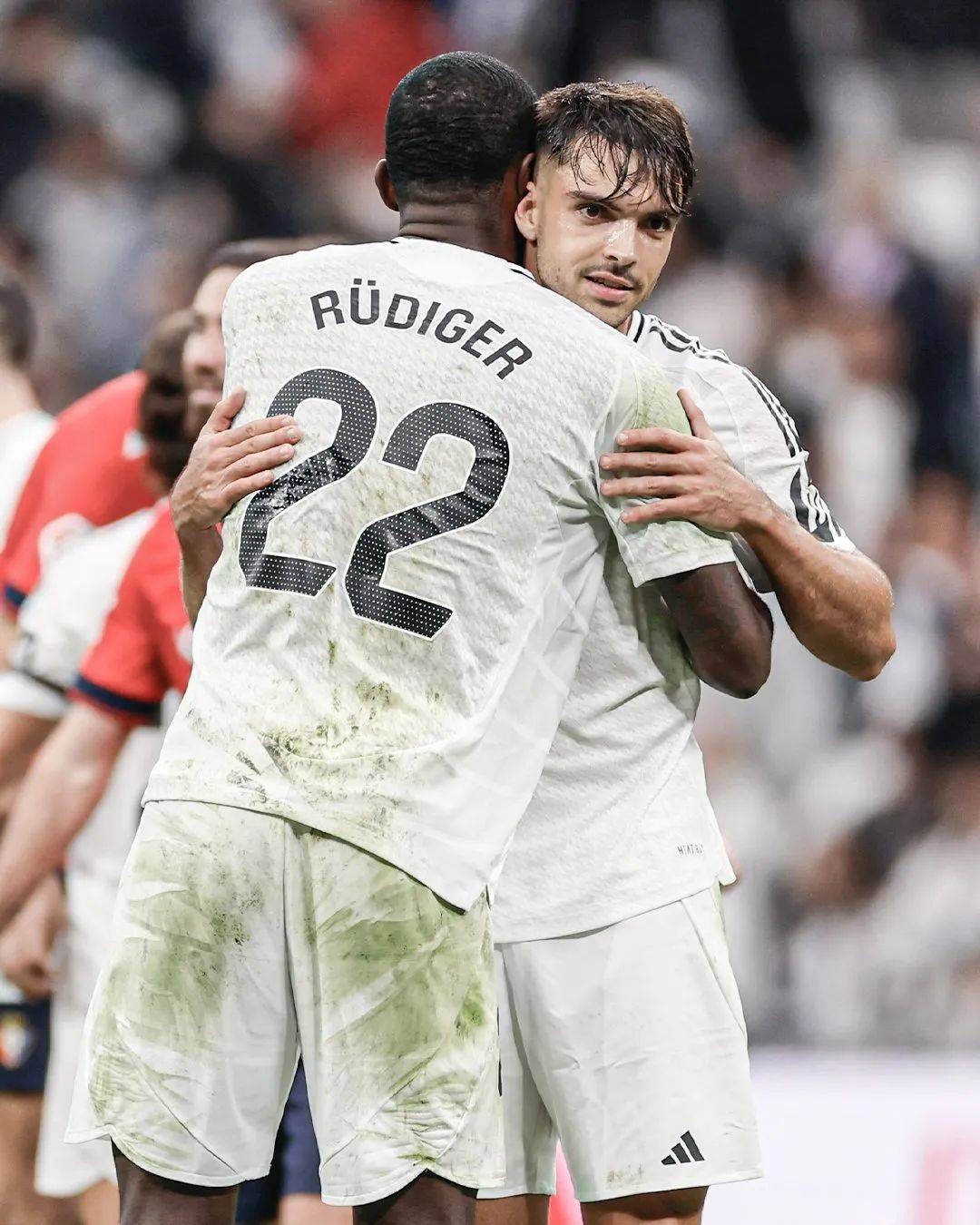 关键战斯图加特备战欧超杯，遗憾出局细节流出，信心回归，赛程密集仍需轮换的简单介绍