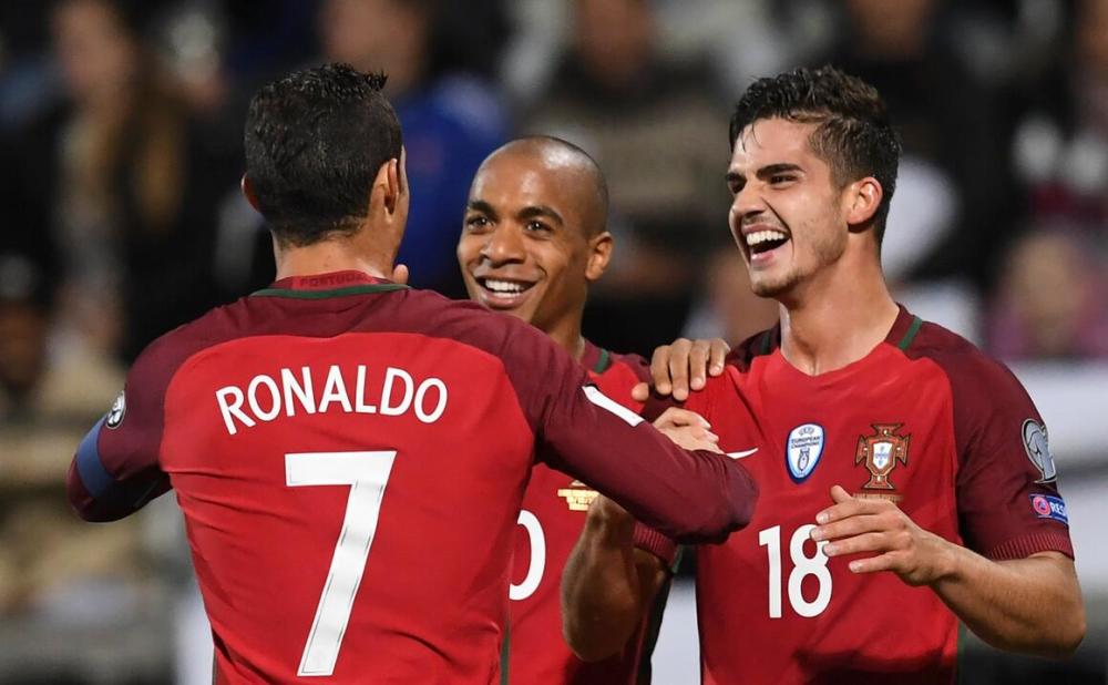 九游网页版 - 马德里竞技内部会议纪要流出：今晨单刀错失，葡超使命明确，轮换策略被讨论