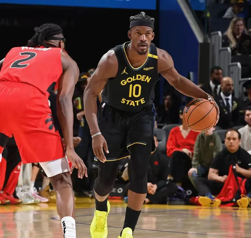 九游网页版 -赛前迈阿密热火备战NBA总决赛，状态回暖细节曝光，悬念犹存，轮换策略成焦点的简单介绍