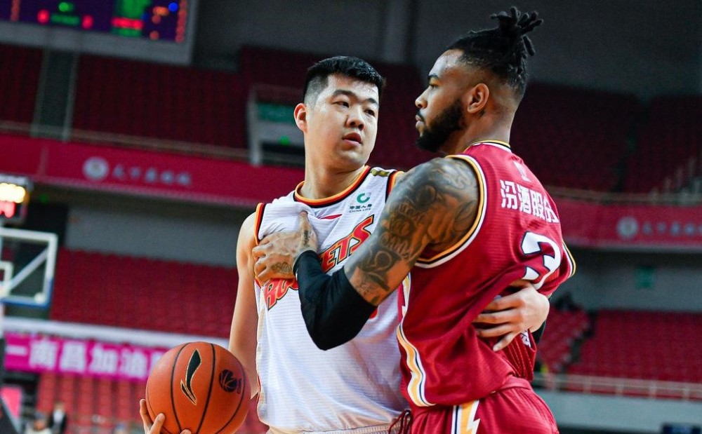 窗口期突围战来临,尤文图斯围绕CBA常规赛更衣室发声,更衣室稳定,球探报告显示潜力的简单介绍 窗口期突围战来临,尤文图斯围绕CBA常规赛更衣室发声,更衣室稳定,球探报告显示潜力的简单介绍