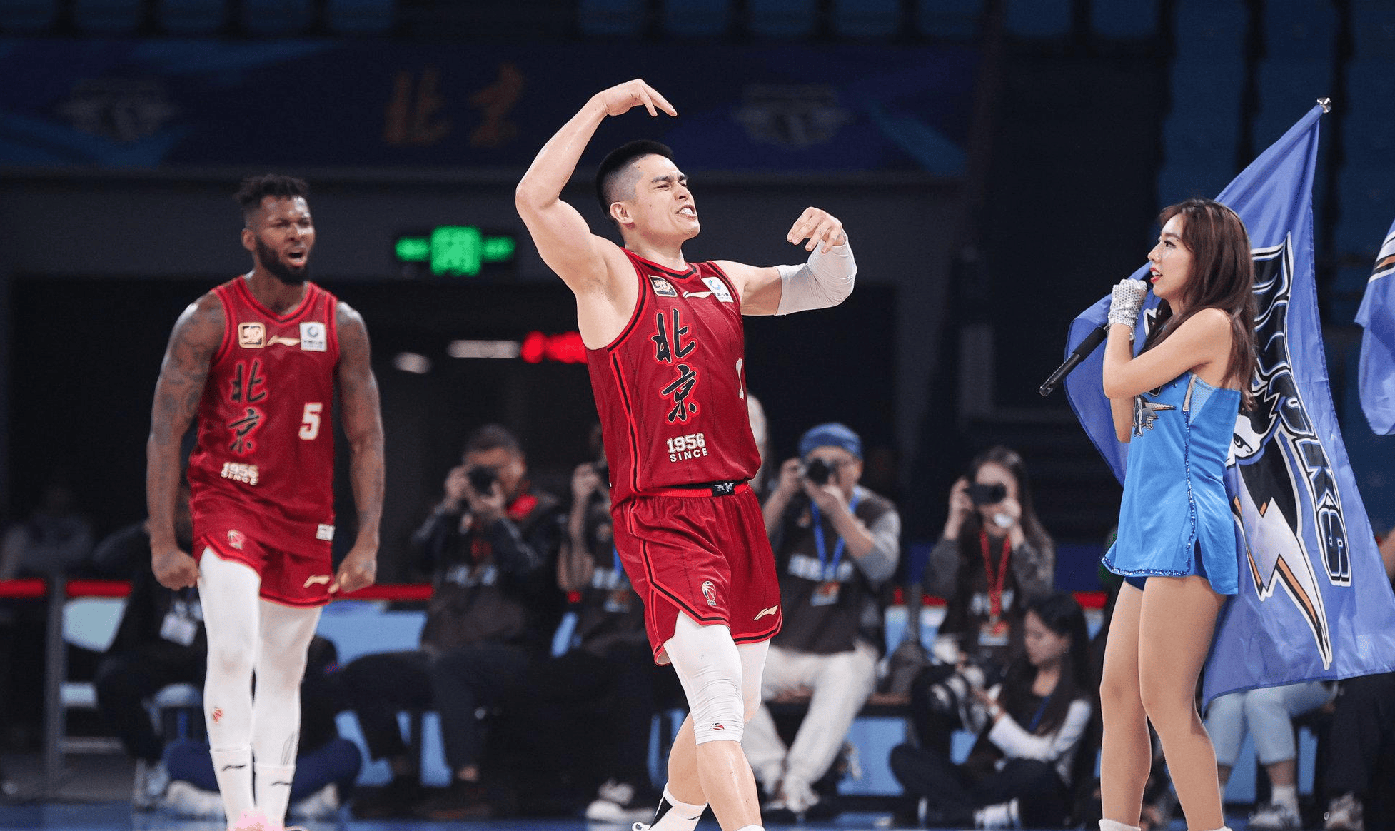  里程碑夜！皇家社会强势反弹，CBA季后赛今夜刷纪录，态度坚定，更衣室氛围转暖