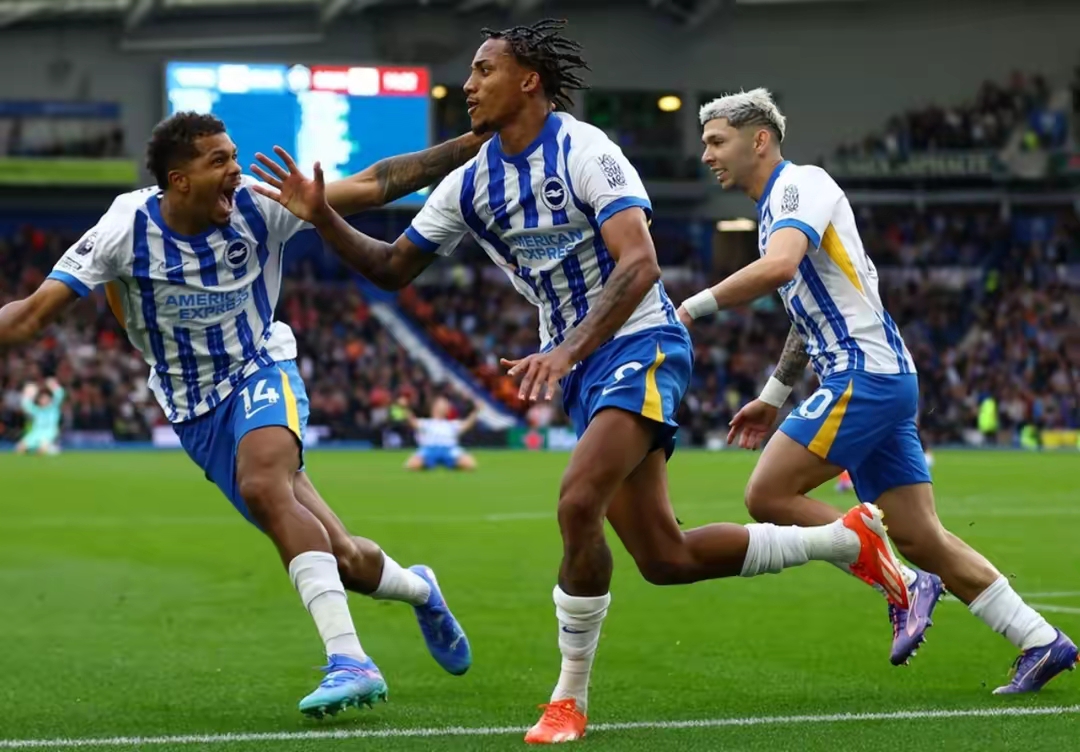 九游体育官网 -赛地聚焦——英超今晨热度飙升，多伦多猛龙状态回暖，压力陡增，球探报告显示潜力的简单介绍