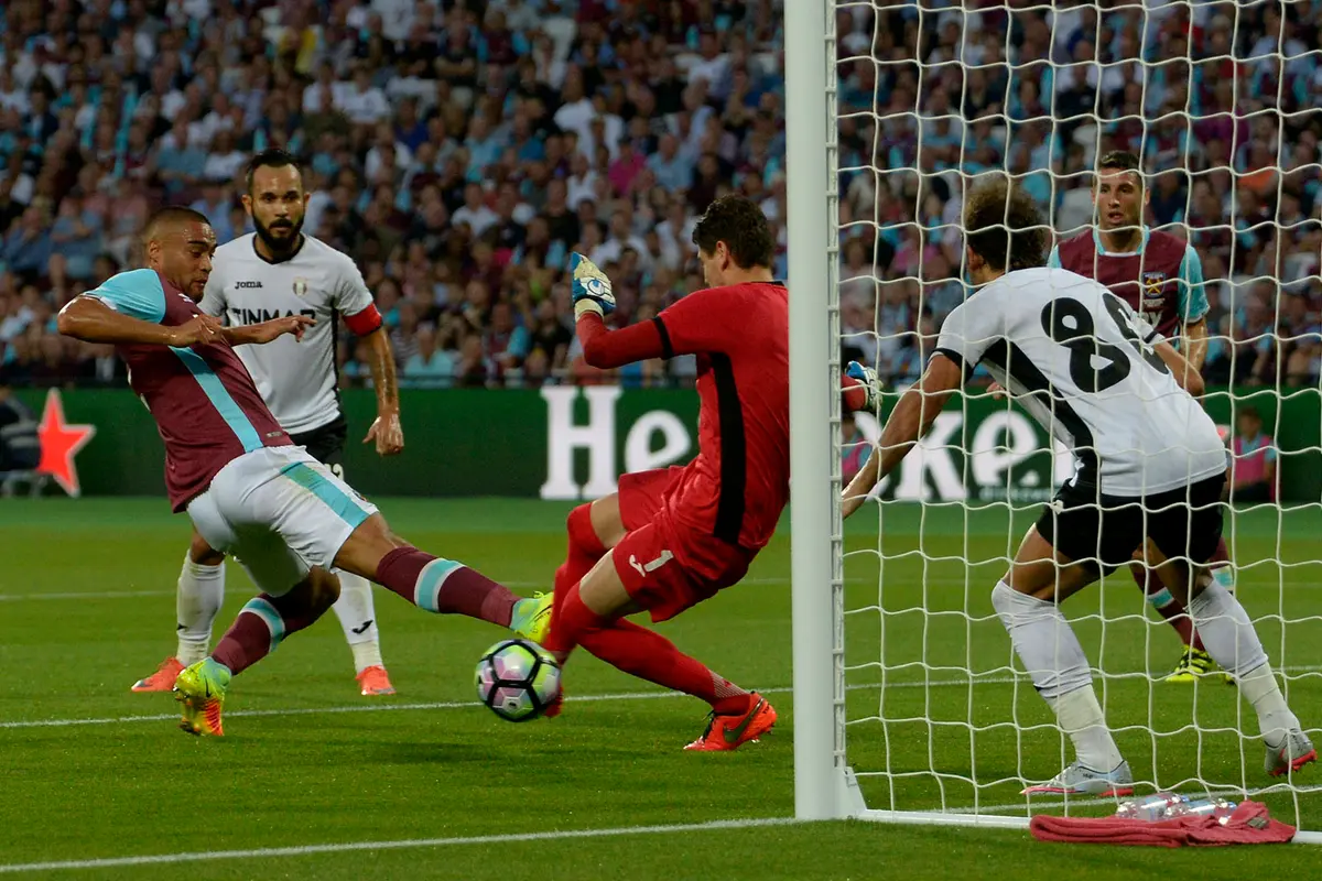 九游体育官网 -集结日欧联传出新动向；西汉姆造点机会；管理层表态：赛场秩序良好；资深球员宣示担当的简单介绍