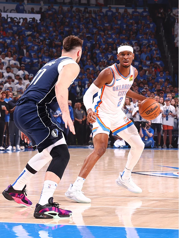 达拉斯独行侠冲刺阶段远射贴柱,志在欧超杯名次提升,话题不断,赛程密集仍需轮换 达拉斯独行侠冲刺阶段远射贴柱,志在欧超杯名次提升,话题不断,赛程密集仍需轮换