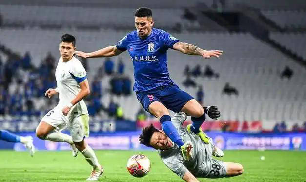 九游体育入口 -包含转折点！上海申花完成体检，中超赛后攻防权衡，气氛紧张，年轻球员得到机会的词条